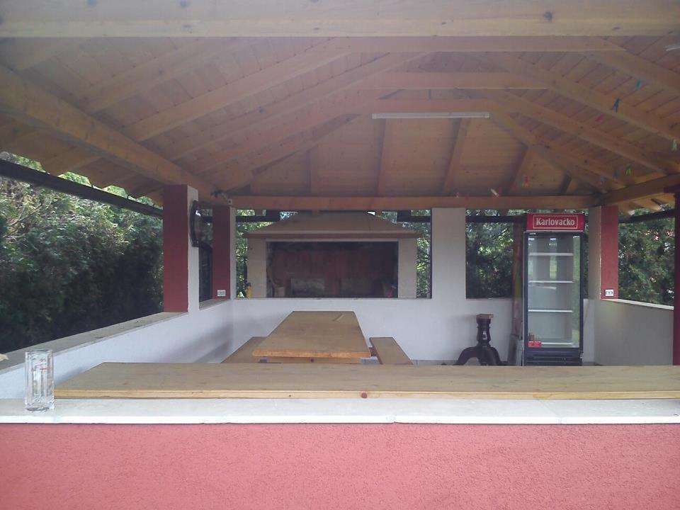 Bed And Breakfast Victoria Ogulin Ngoại thất bức ảnh
