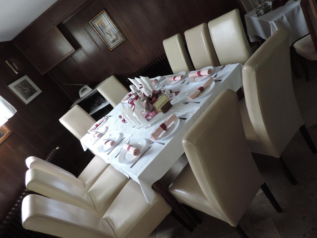 Bed And Breakfast Victoria Ogulin Ngoại thất bức ảnh